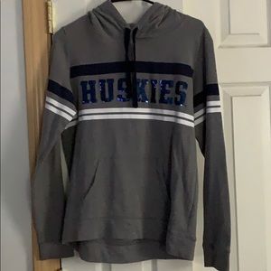 VS Pink UCONN huskies hoodie